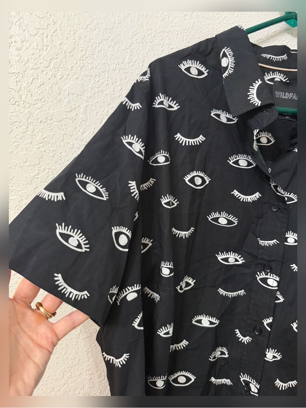 Wildfang THE ESSENTIAL BUTTON UP Short-Sleeve Black Eye-Print Size 3X - Picture 5 of 11
